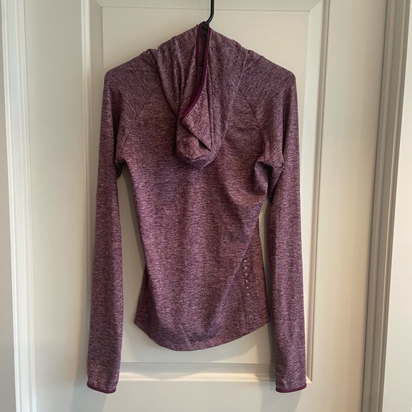 Purple Dry fit Nike Hooded Long Sleeve XS - Picture 2 of 5